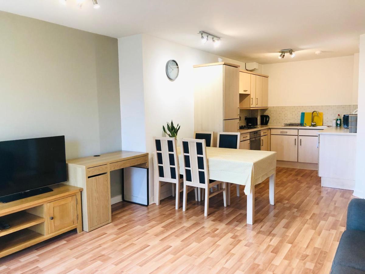 Modern Spacious Retreat Full Fibre Wi-Fi & Free Parking Edimburgo Exterior foto