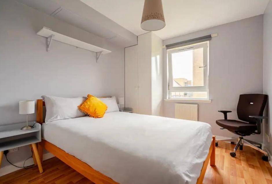 Modern Spacious Retreat Full Fibre Wi-Fi & Free Parking Edimburgo Exterior foto