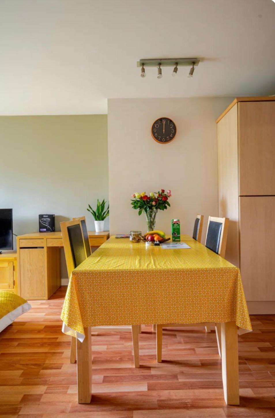 Modern Spacious Retreat Full Fibre Wi-Fi & Free Parking Edimburgo Exterior foto