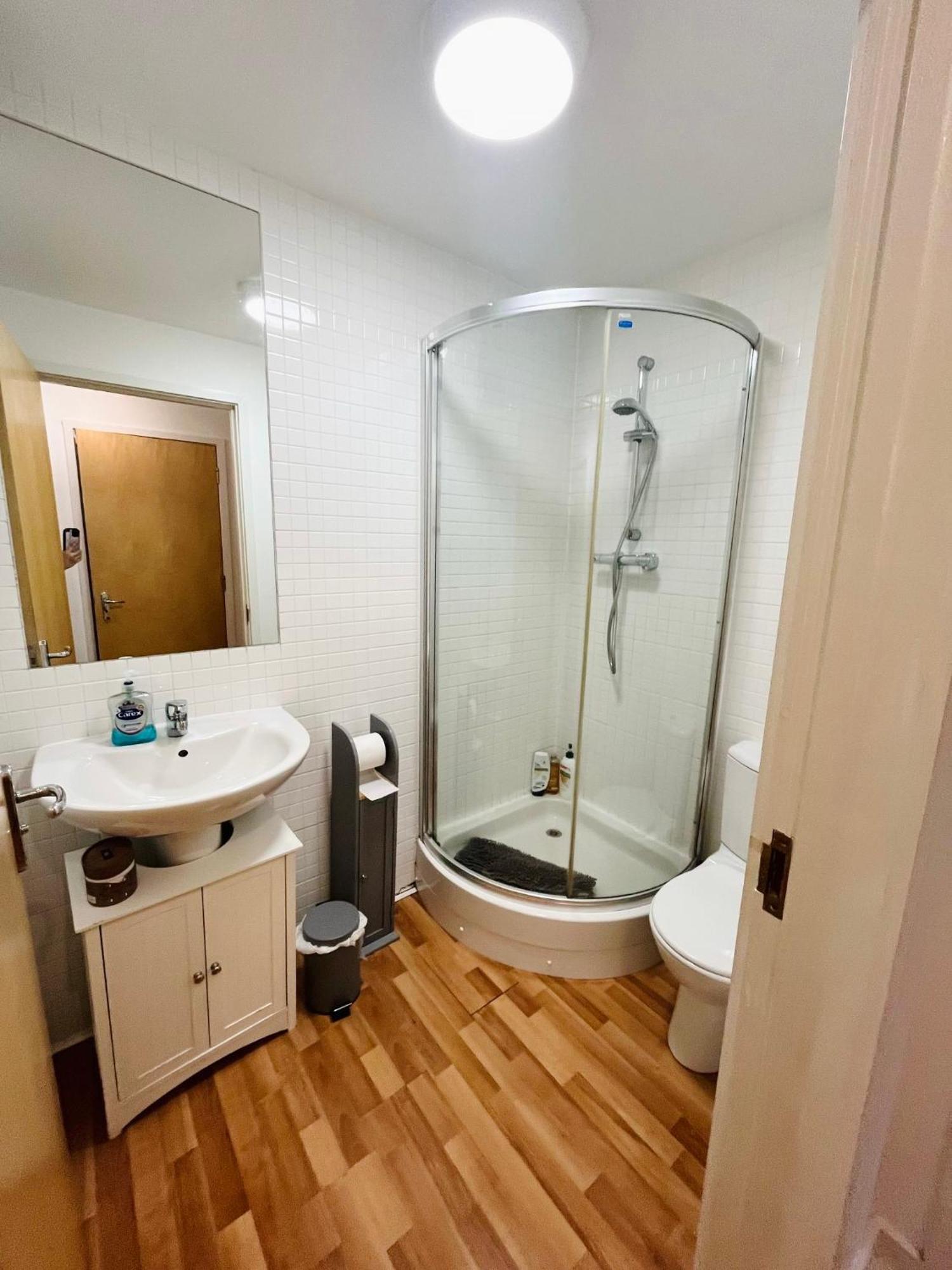 Modern Spacious Retreat Full Fibre Wi-Fi & Free Parking Edimburgo Exterior foto